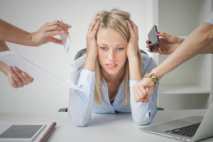 Stress du cadre vs stress du consultant : du salariat à l’indépendance qu’est-ce qui change ?